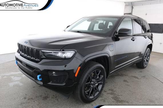 JEEP GRAND CHEROKEE 2023 1C4RJYB69P8905157 image